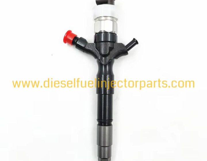 Denso Common Rail Fuel Injector 095000-5881 / 23670-30050 for Toyota 2KD-FTV Engine