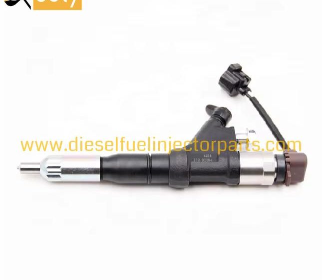 Hino E13C EH700 Remanufactured Diesel Fuel Injector 095000-5220 095000-5226