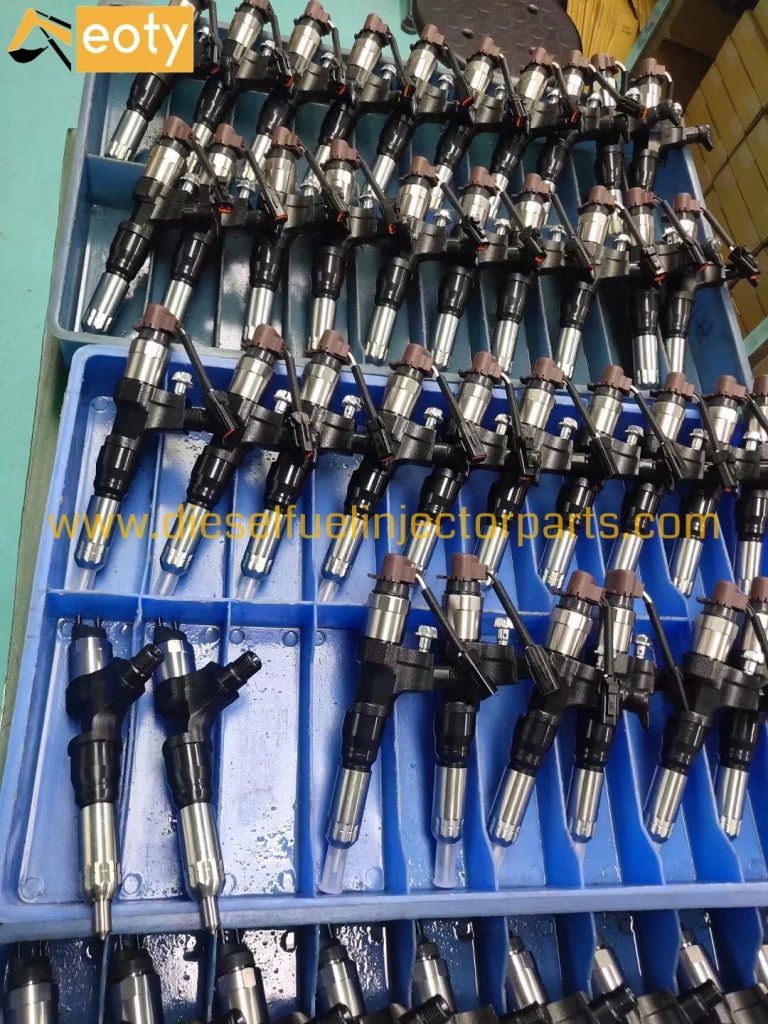 Hino E13C EH700 Remanufactured Diesel Fuel Injector 095000-5220 095000-5226