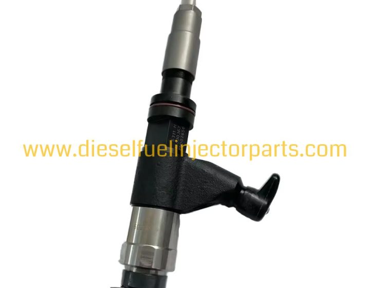 DENSO Common Rail Fuel Injector 095000-6310 / 095000-6311 / RE530362 for Diesel Engine