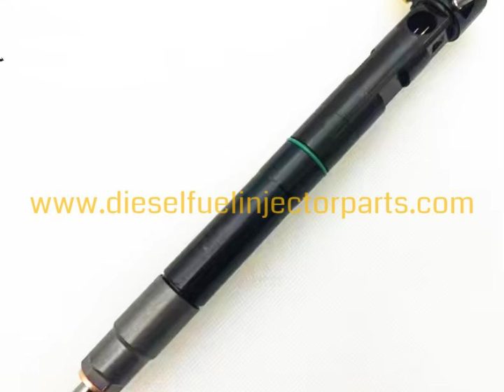 Komatsu PC600-8 Diesel Fuel Injector 33800-4A710 28229873 33800-4A700 28236381