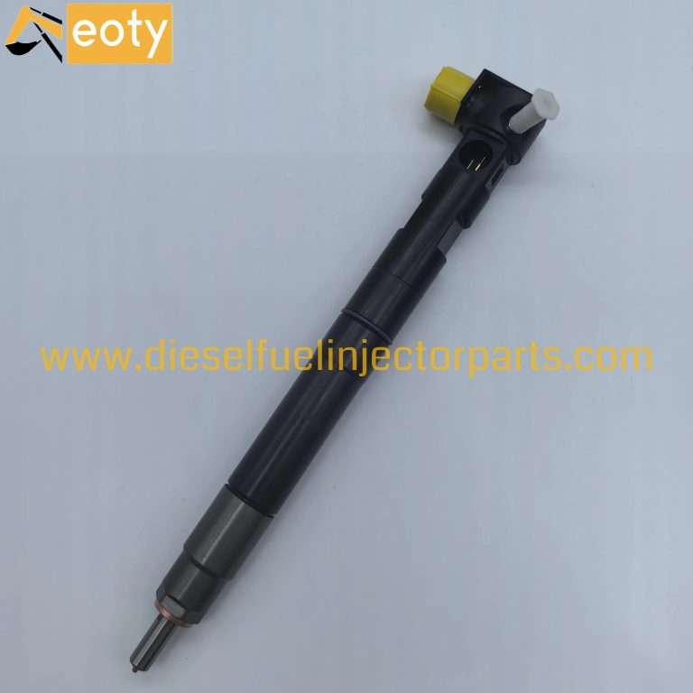 Komatsu PC600-8 Reman Diesel Fuel Injector 33800-4A700 28236381 Common Rail