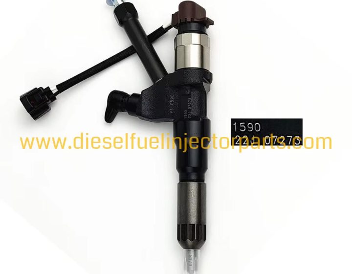 DENSO Common Rail Injector 23670-E0590 295050-1590 for Toyota Hilux 2KD-FTV