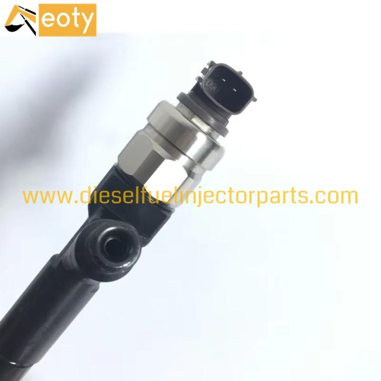 DENSO Common Rail Injector 295050-1060 / 16600-3XN0A for Nissan YD25 Diesel Engine