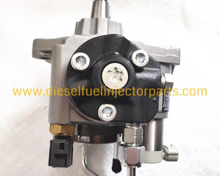 Dongfeng EQ4H 4H Remanufactured Diesel Fuel Injection Pump 1111010-E1EC0 294000-1991
