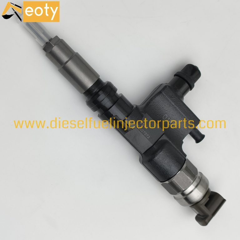Isuzu 6UZ1 Common Rail Injector 095000-8793 / 8-98140249-3 Remanufactured Diesel Fuel Injector