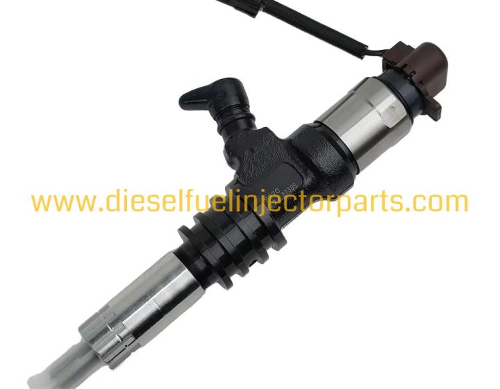 Remanufactured Common Rail Fuel Injector 095000-8920 | ME306398 | Stainless Steel for Diesel Engines