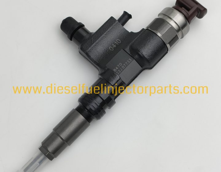 Remanufactured Diesel Fuel Injector 095000-8470 / 23670-0E0410 for Excavator Engines