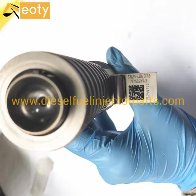 Volvo Renault Truck Fuel Injector 21244717 20977565 20584346 Common Rail Diesel Nozzle