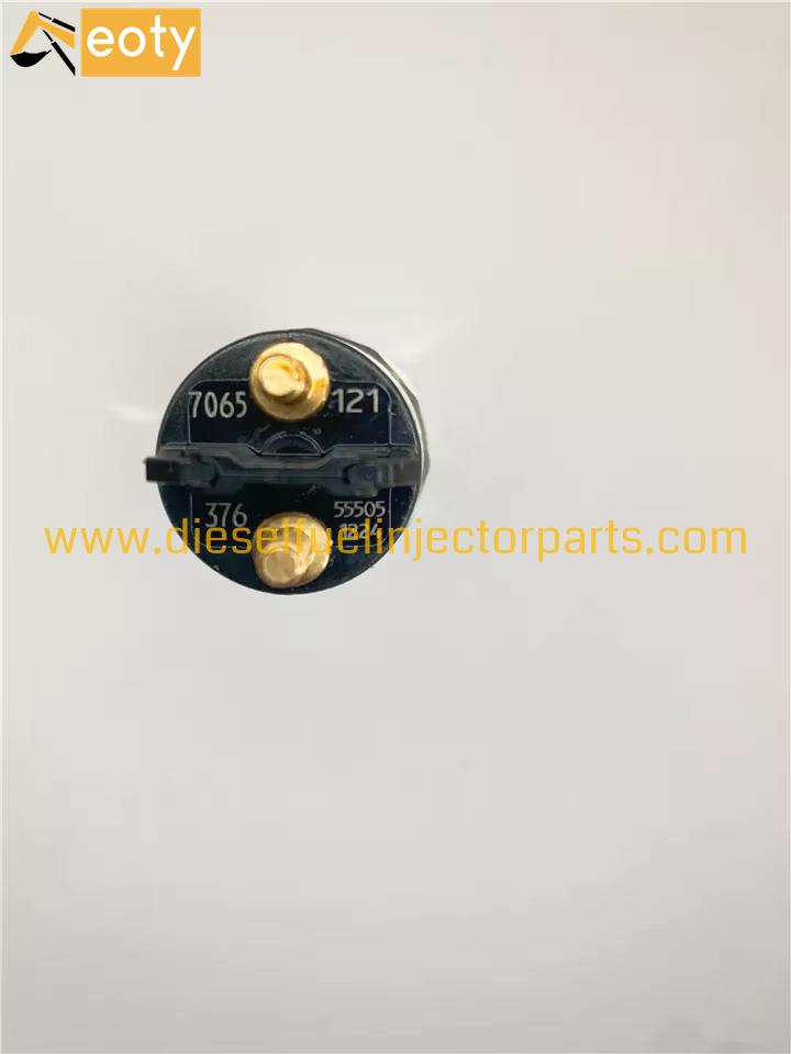 Cummins ISB QSB 6.7 Engine Fuel Injector 0445120121 4940640 | Common Rail Nozzle DLLA142P1709