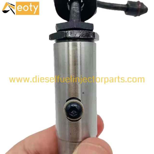 4W-7015 Fuel Injector Nozzle for Caterpillar 3204 Engine | 931B 943 953 916 926