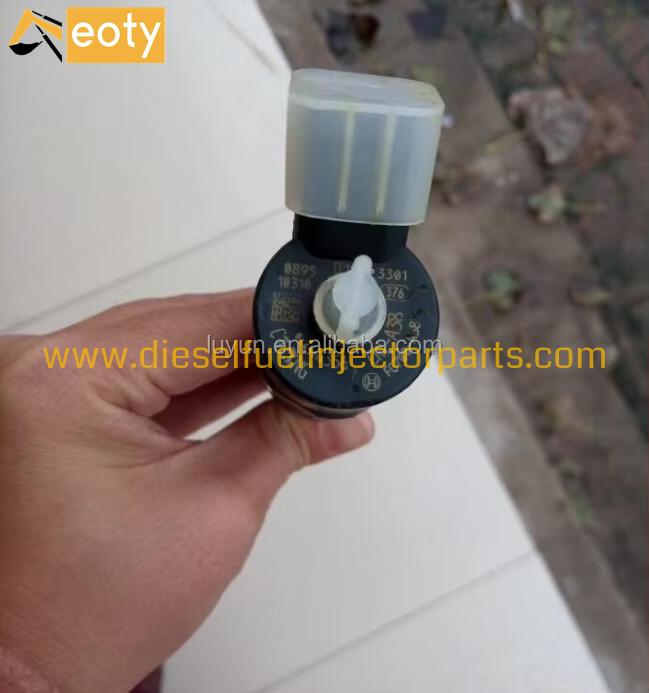 Bosch Style Common Rail Injector 0445110356 for Diesel Engine Fuel Injection System