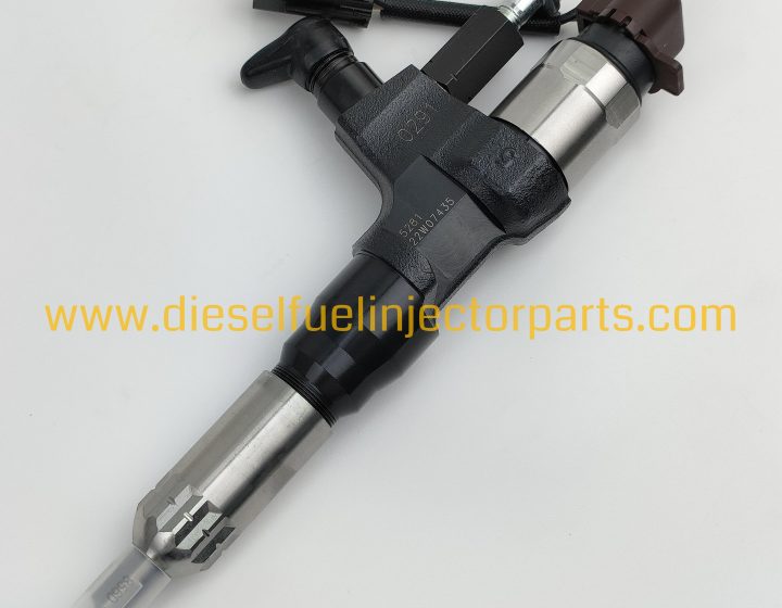 Mitsubishi 6M60T Diesel Fuel Injector 095000-1170 ME300330 Remanufactured