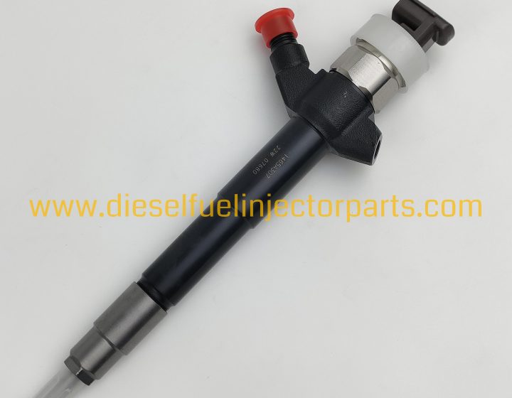 Remanufactured Common Rail Fuel Injector 1465A307 095000-8110 for Diesel Engine
