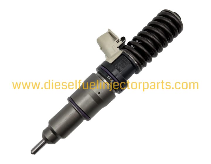 Volvo Penta Common Rail Fuel Injector 3801618 BEBE4D08001 BEBE4D16001 BEBE4D24001 4-Pin Diesel