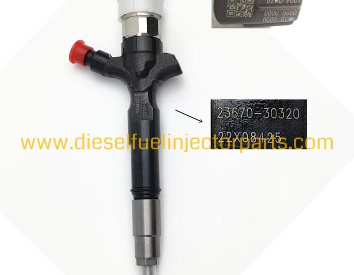 Toyota Hiace Common Rail Diesel Injector 23670-30320 / 095000-7720 High Performance