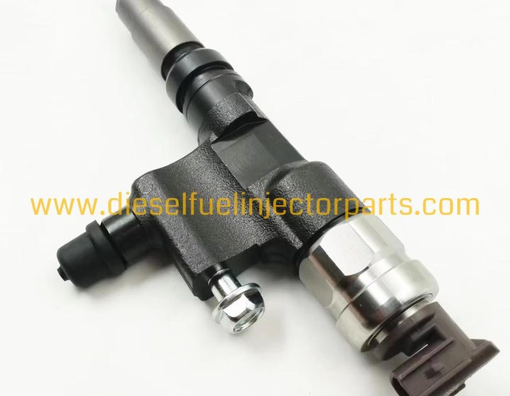 Hino Toyota Common Rail Fuel Injector 295050-0040 / 295050-3090 High Performance Diesel