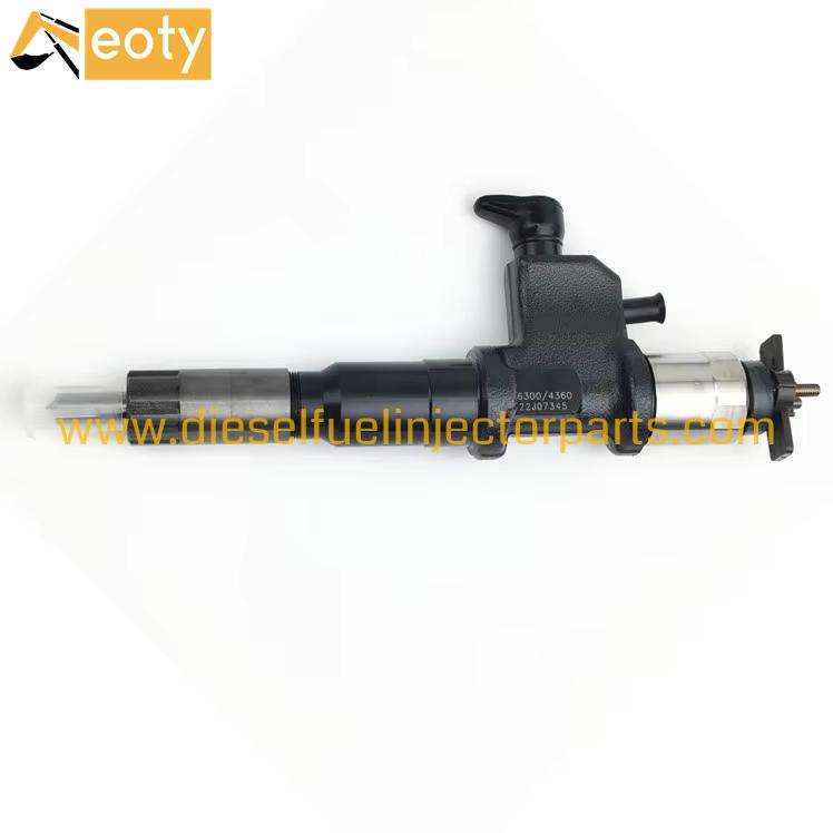Isuzu 6WG1 095000-6300 Common Rail Fuel Injector 1-15300436-1 Diesel Engine Part