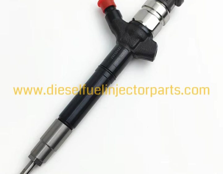 Isuzu 4HK1 6HK1 Common Rail Injector 095000-8050 23670-51040 High Performance Diesel Fuel Injector