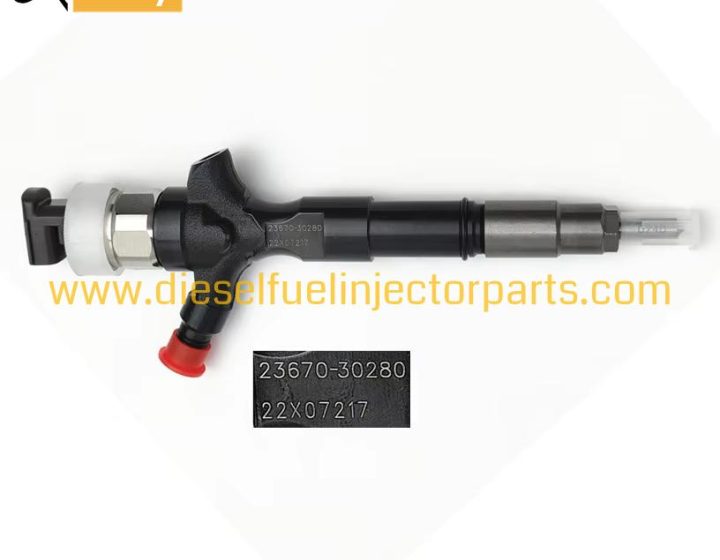 Toyota Hilux Common Rail Fuel Injector 095000-7780 / 23670-30280 High Performance Diesel Engine Part