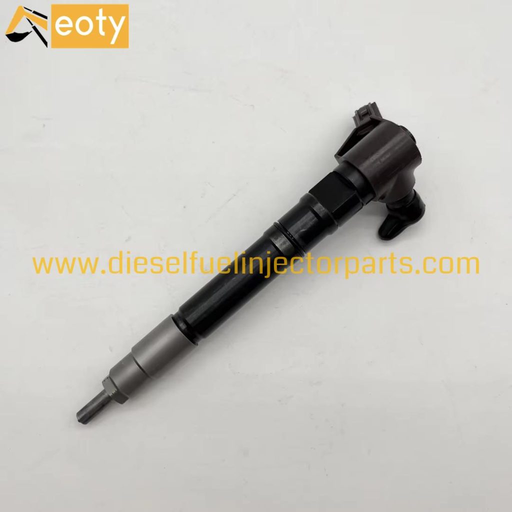 Toyota 2GD-FTV Diesel Fuel Injector 23670-0E020 / 295700-0560 (Remanufactured)
