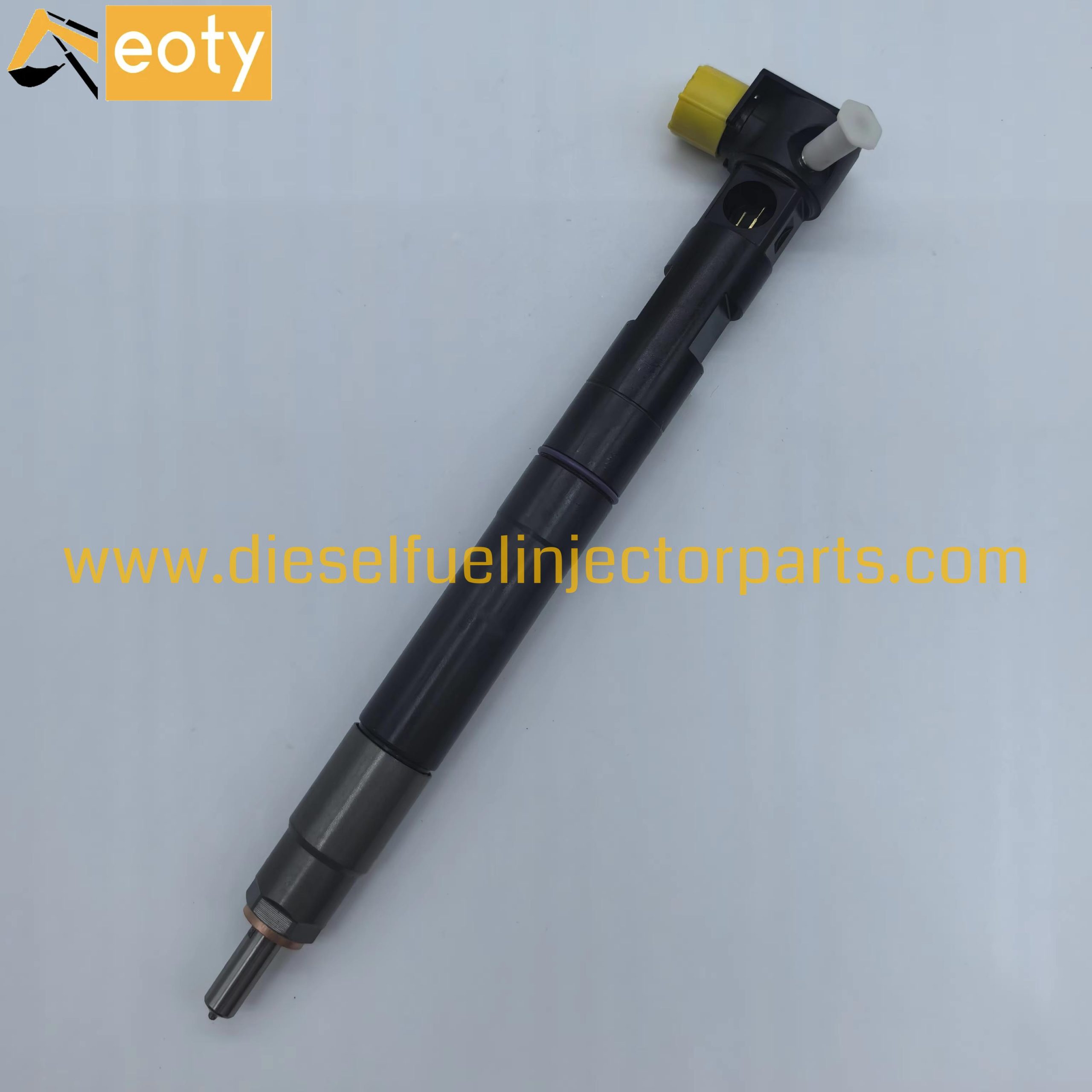 Hyundai D4CB Common Rail Injector 28236381 / 33800-4A700 Diesel Fuel Injector