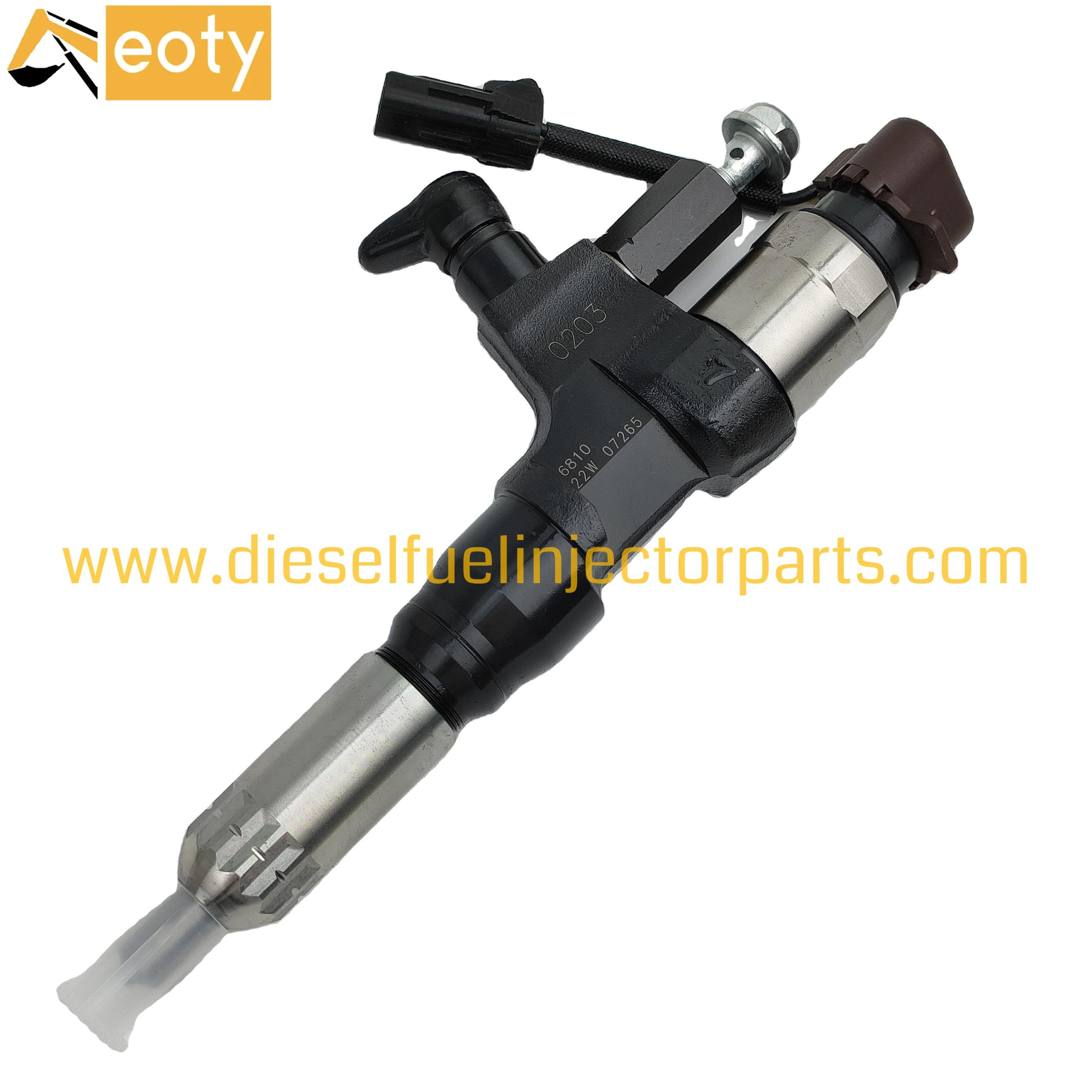 Remanufactured Common Rail Fuel Injector 095000-6810 / 23670-E0201 for Diesel Engines