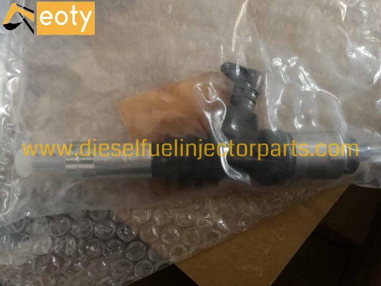 Remanufactured Common Rail Fuel Injector 095000-6810 / 23670-E0201 for Diesel Engines