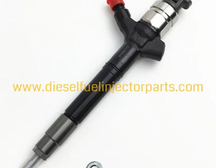 High Quality Diesel Common Rail Fuel Injector 23670-59037 / 095000-9780 for Automotive Engine
