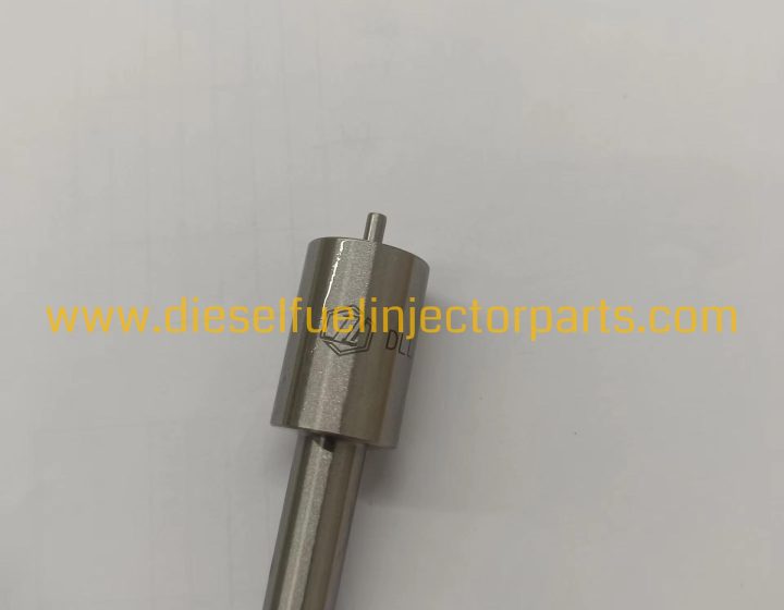 Mitsubishi 8DC8/8DC9 Fuel Injector Nozzle DLLA160SN731 105015-7310 Diesel Engine Part
