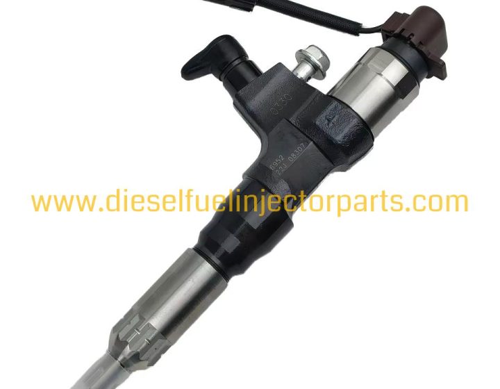 Remanufactured Common Rail Diesel Injector 095000-6952 23670E0330 for Japanese Engines