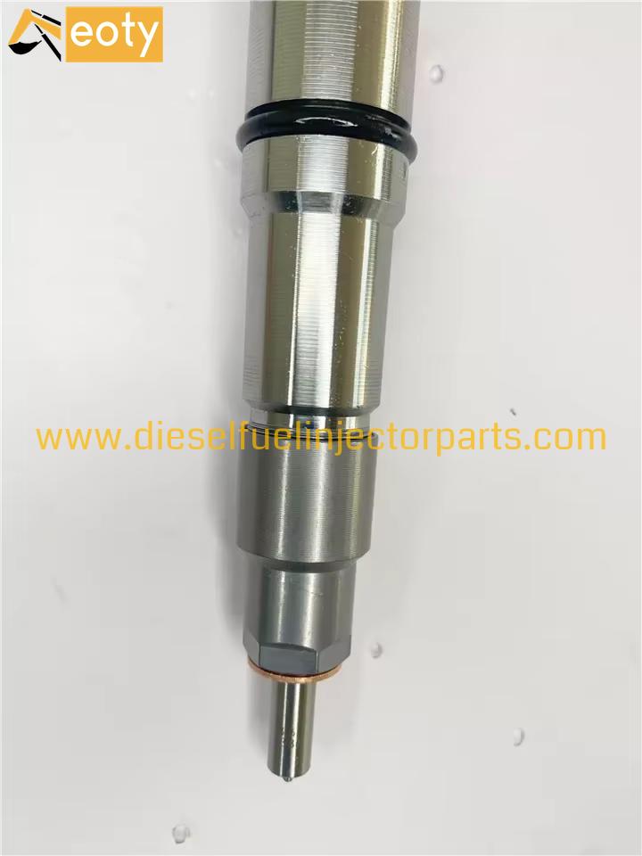 Bosch Common Rail Injector Nozzle 0445120357 0445120446 Diesel Fuel Injector for Truck Engine