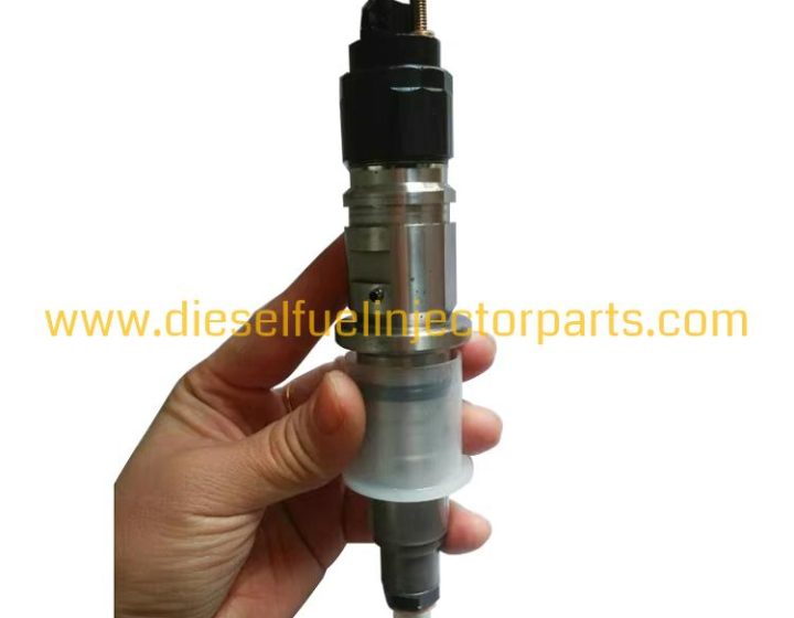 Wuxing Common Rail Fuel Injector 0445120161 3975929 4988835 for Cummins ISDe4 ISDe6