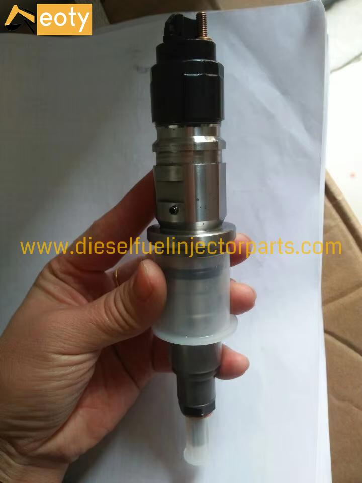 Wuxing Common Rail Fuel Injector 0445120161 3975929 4988835 for Cummins ISDe4 ISDe6